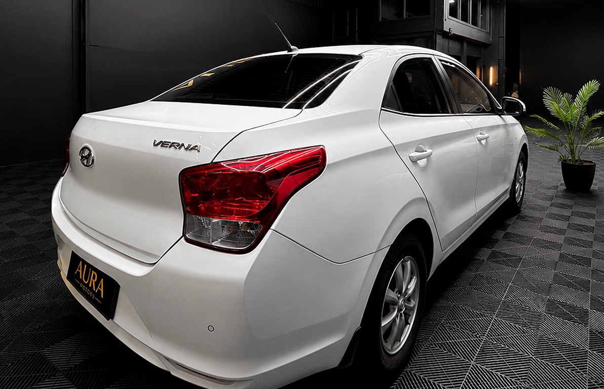 Hyundai Verna — foto 2